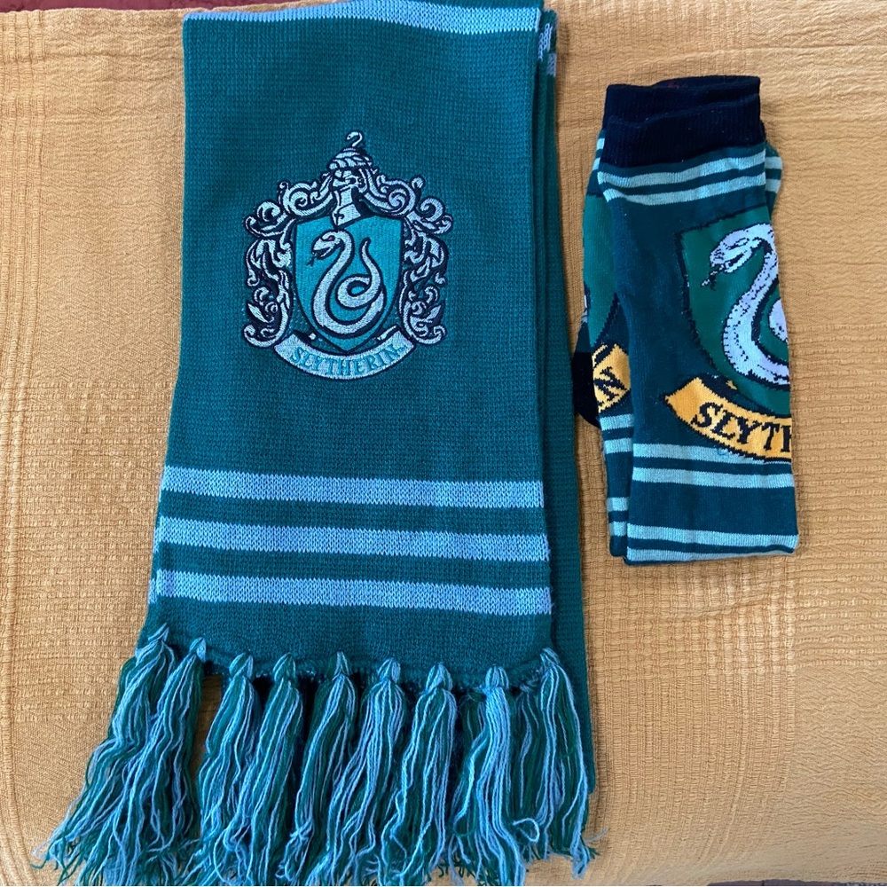 Slytherin House Scarf and women’s socks